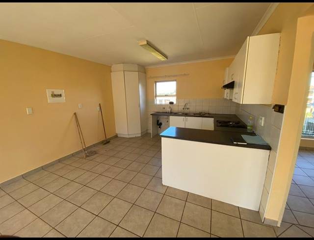 2 BEDROOM APARTMENT FOR SALE IN BIRCHLEIGH